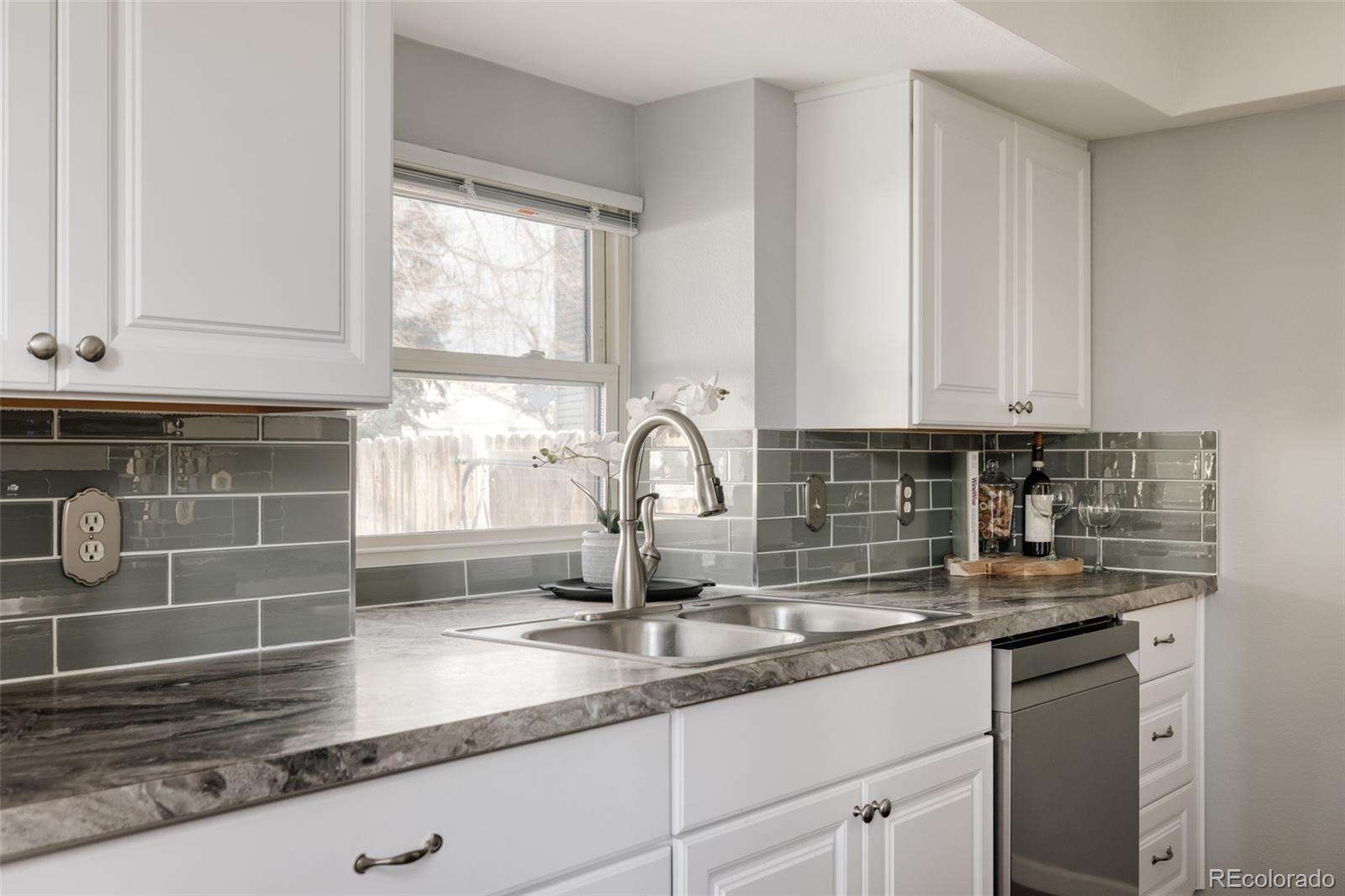 MLS Image #9 for 7883 s windermere circle,littleton, Colorado