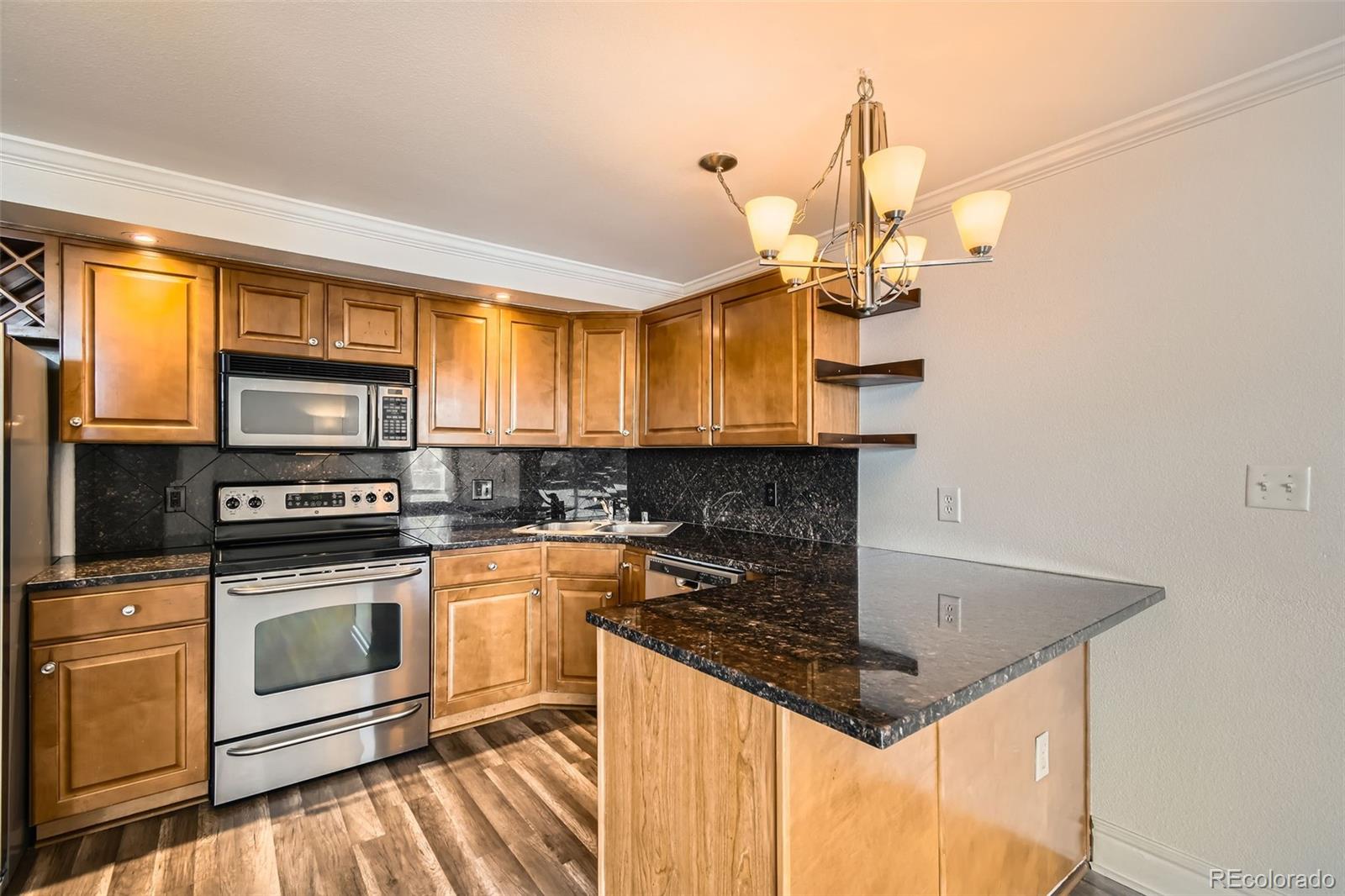 MLS Image #10 for 601 w 11th avenue,denver, Colorado