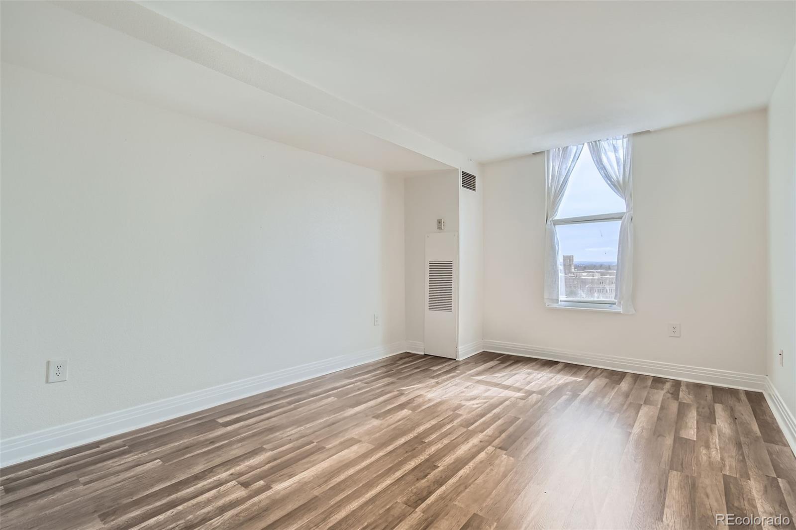 MLS Image #12 for 601 w 11th avenue,denver, Colorado