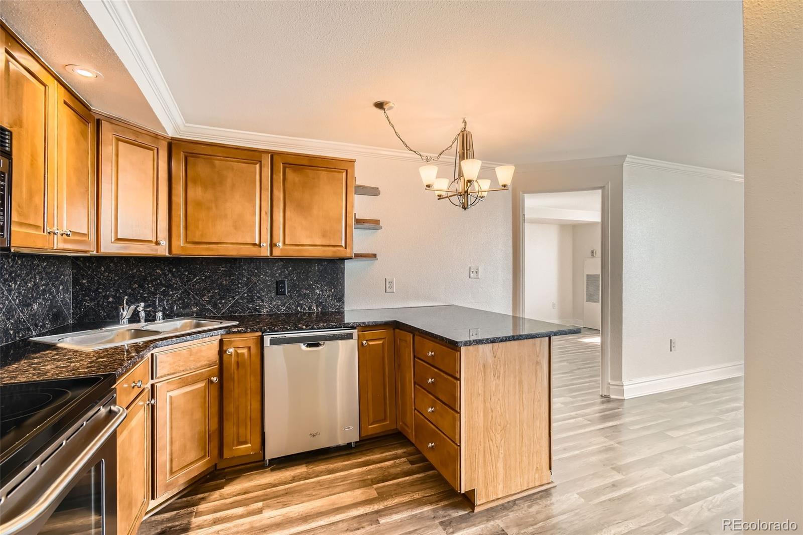 MLS Image #8 for 601 w 11th avenue,denver, Colorado