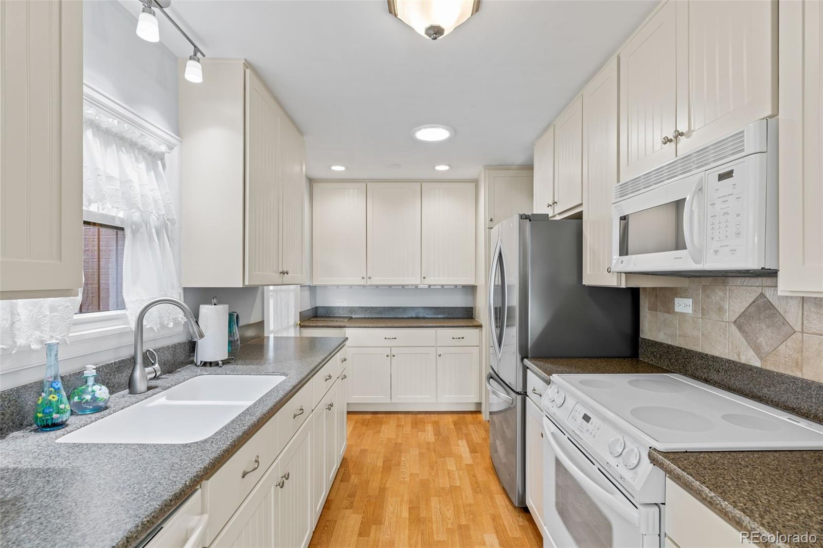 MLS Image #15 for 1273 s jackson street,denver, Colorado