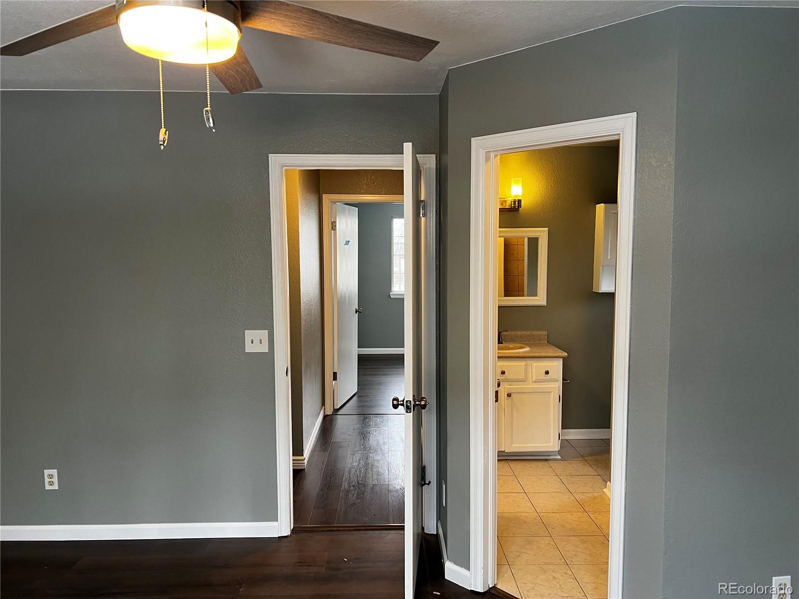MLS Image #4 for 20328 e powers lane,aurora, Colorado