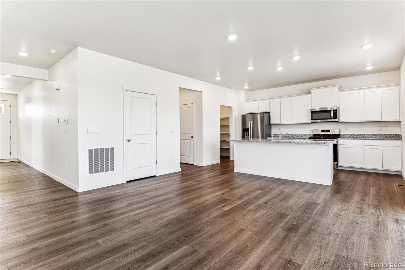 MLS Image #5 for 27460 e cedar place,aurora, Colorado