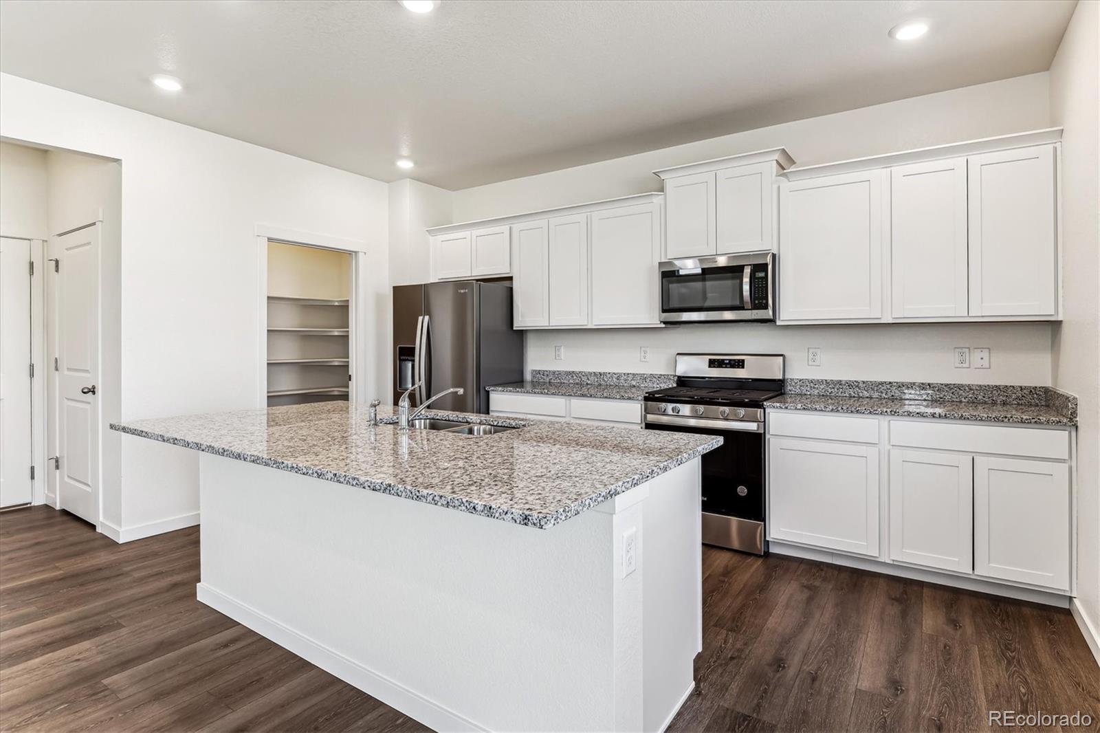 MLS Image #8 for 27460 e cedar place,aurora, Colorado