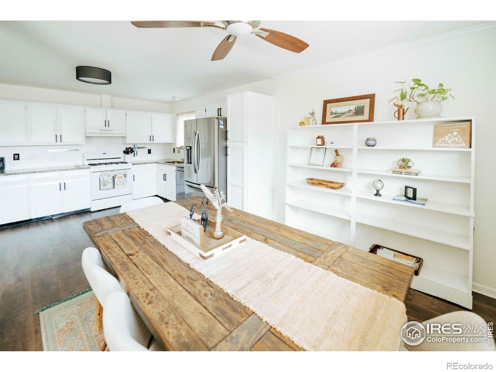 MLS Image #12 for 6833 s buffalo street,littleton, Colorado