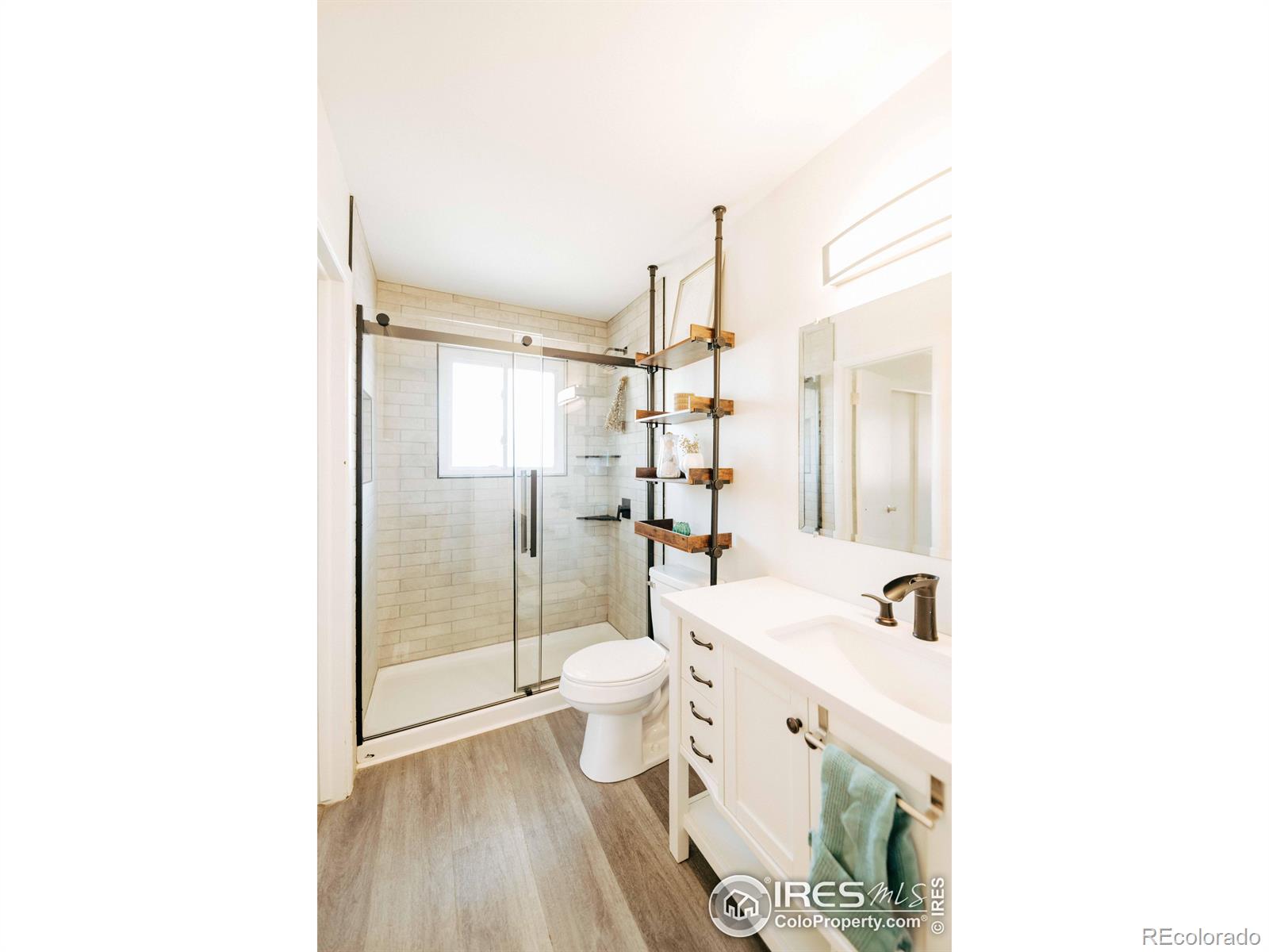 MLS Image #18 for 6833 s buffalo street,littleton, Colorado