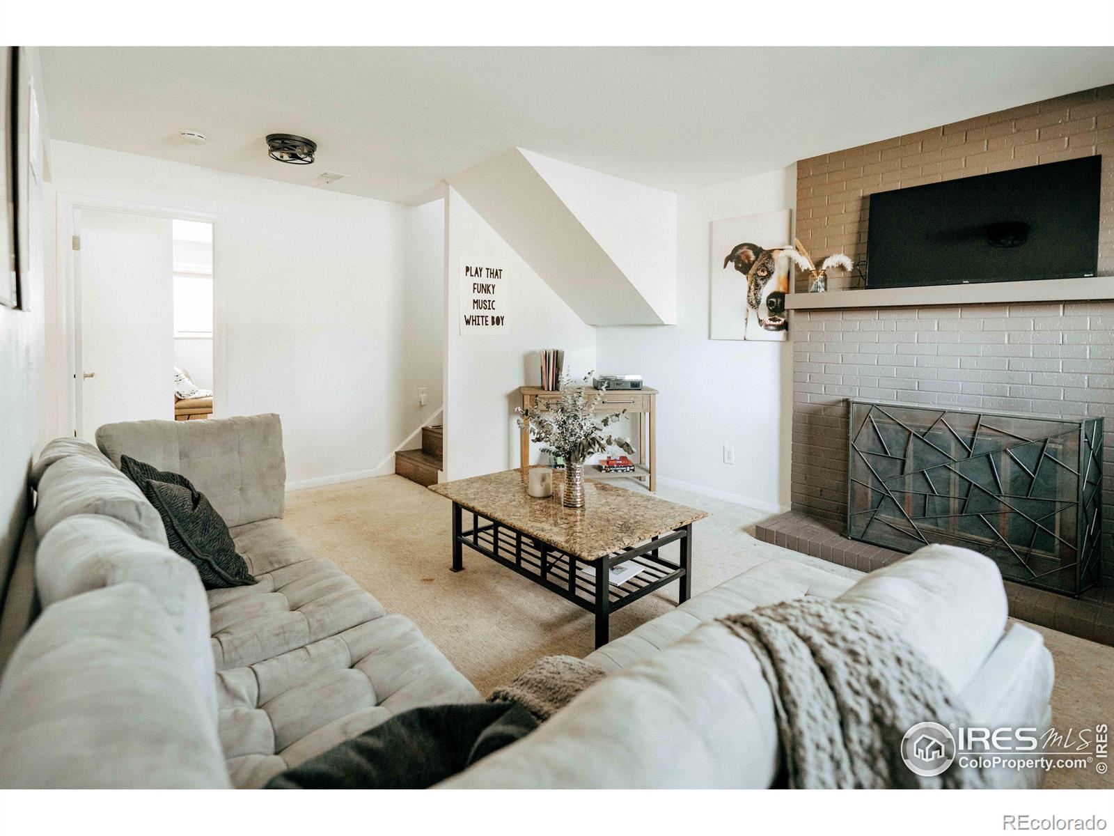 MLS Image #19 for 6833 s buffalo street,littleton, Colorado