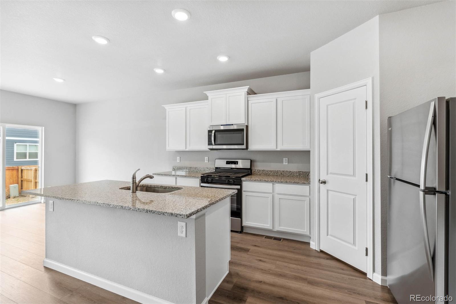 CMA Image for 1056  long meadows street,Severance, Colorado