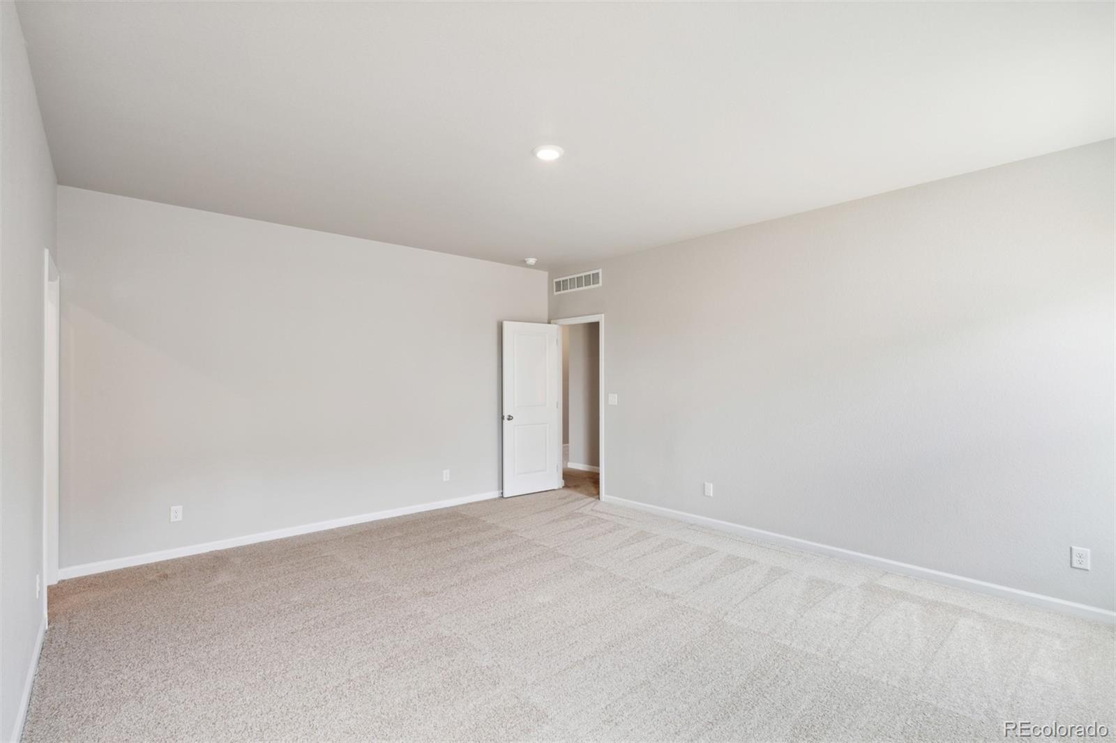 MLS Image #8 for 1056  long meadows street,severance, Colorado