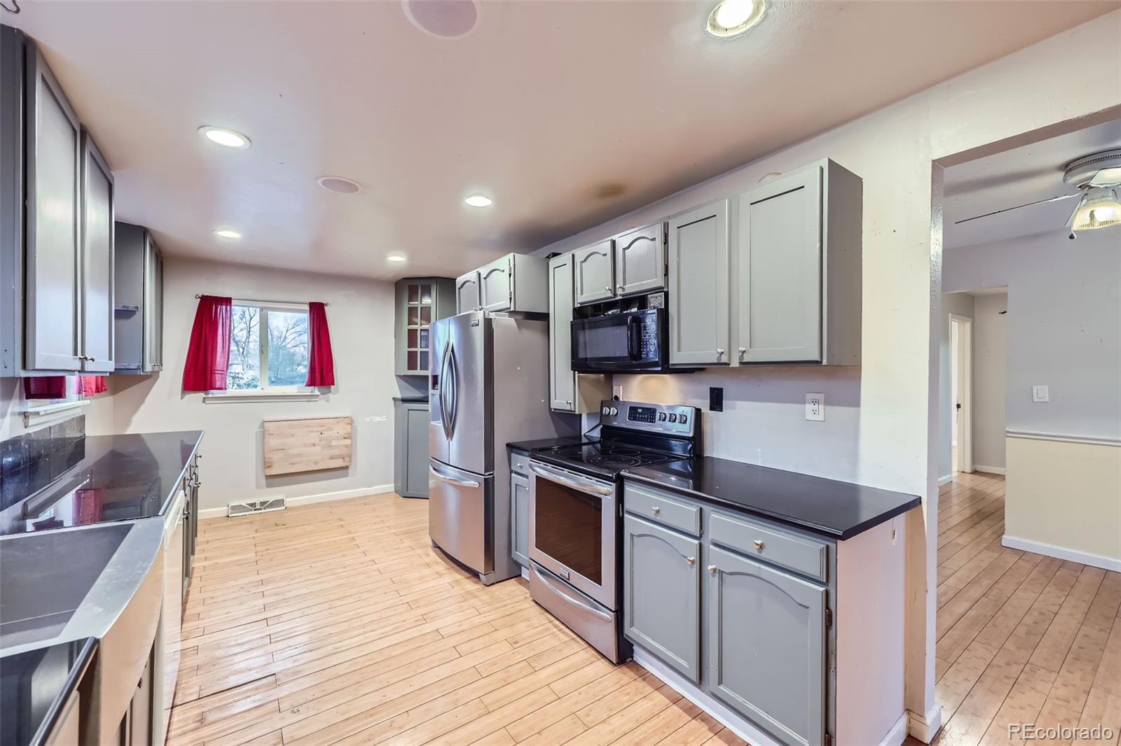MLS Image #10 for 3550 e 91st avenue,thornton, Colorado