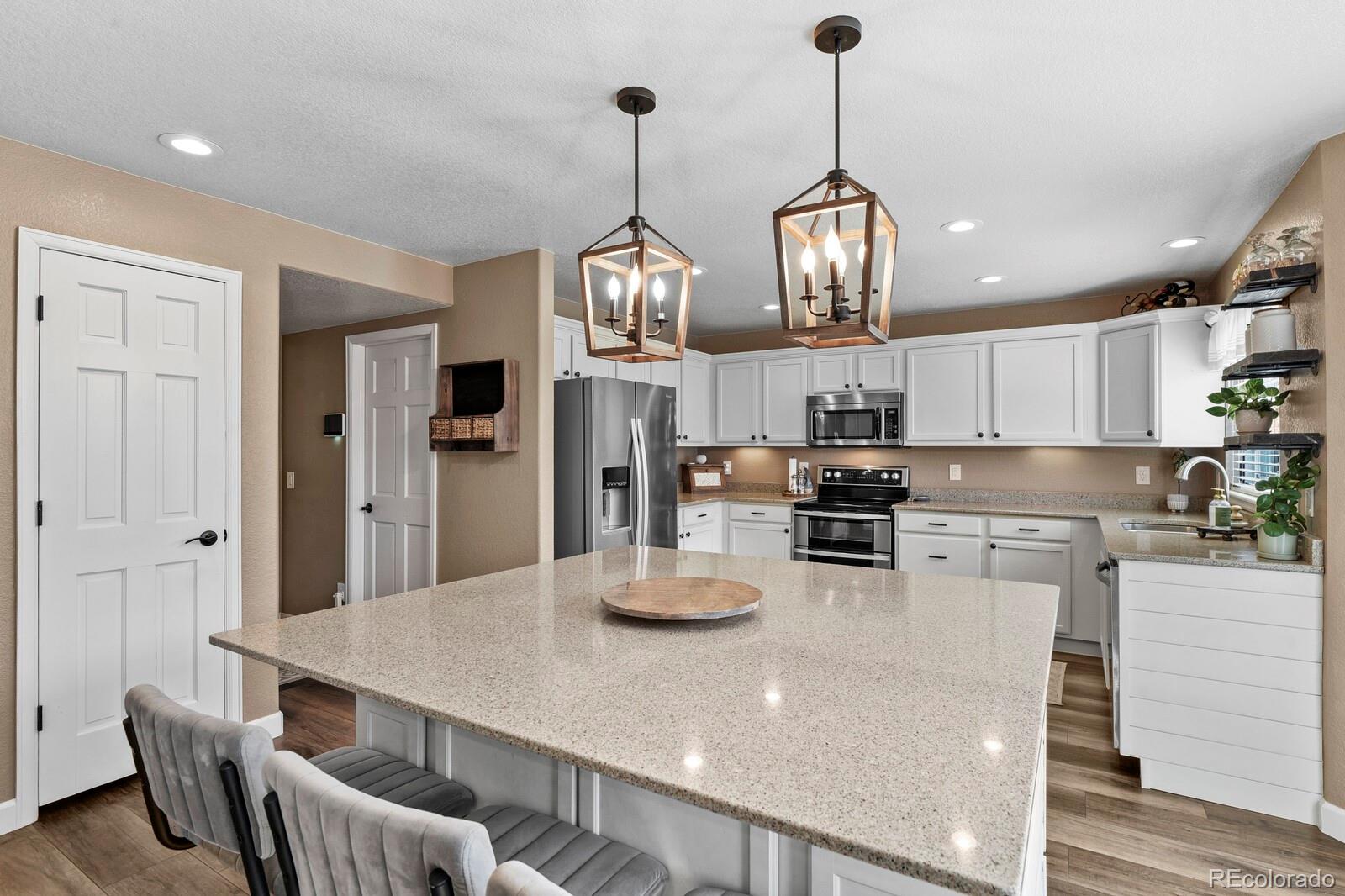 MLS Image #14 for 19486 e bates drive,aurora, Colorado
