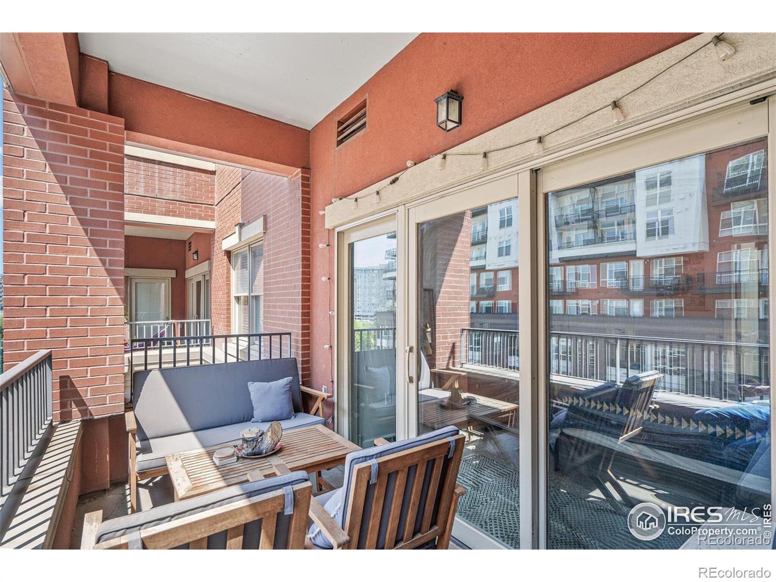 MLS Image #12 for 1950 n logan street,denver, Colorado