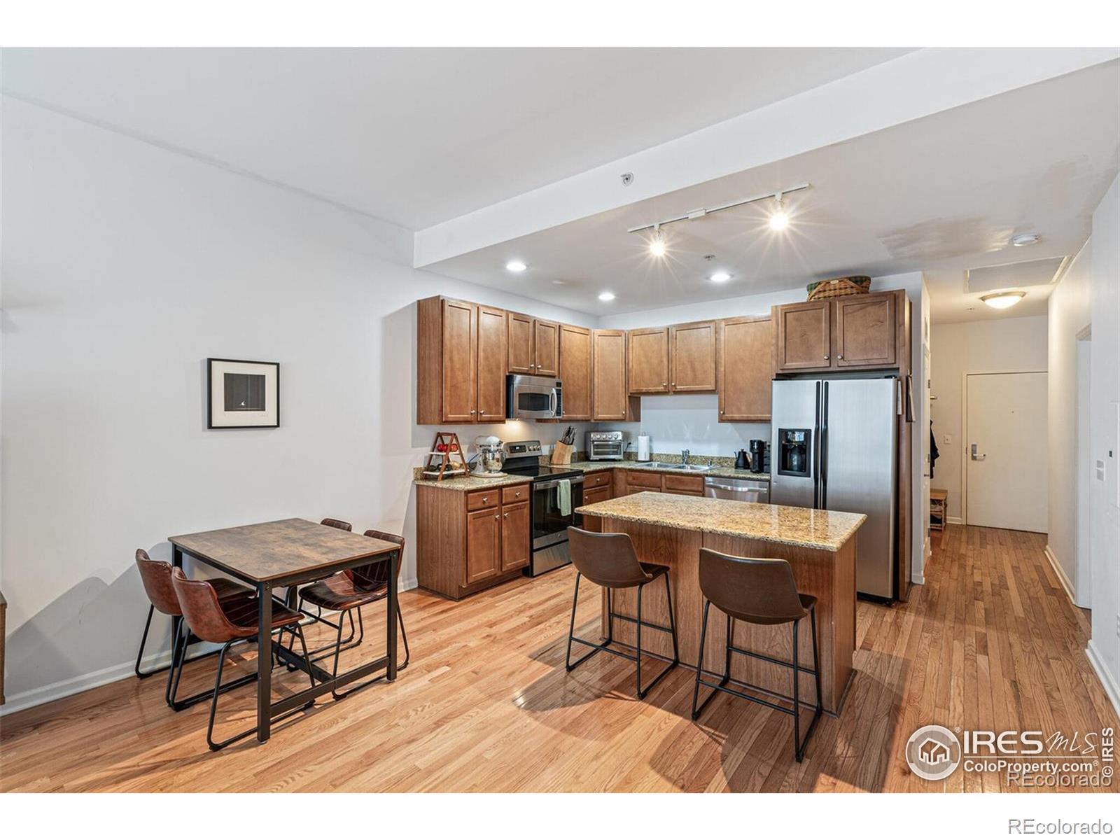 MLS Image #3 for 1950 n logan street,denver, Colorado