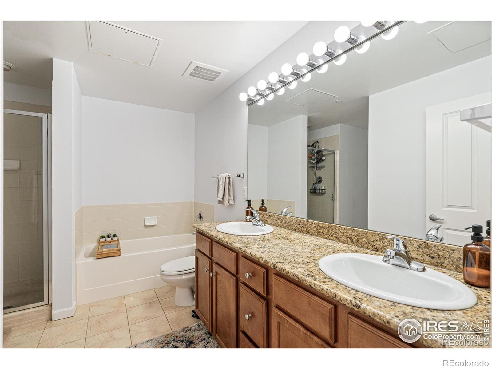 MLS Image #9 for 1950 n logan street,denver, Colorado