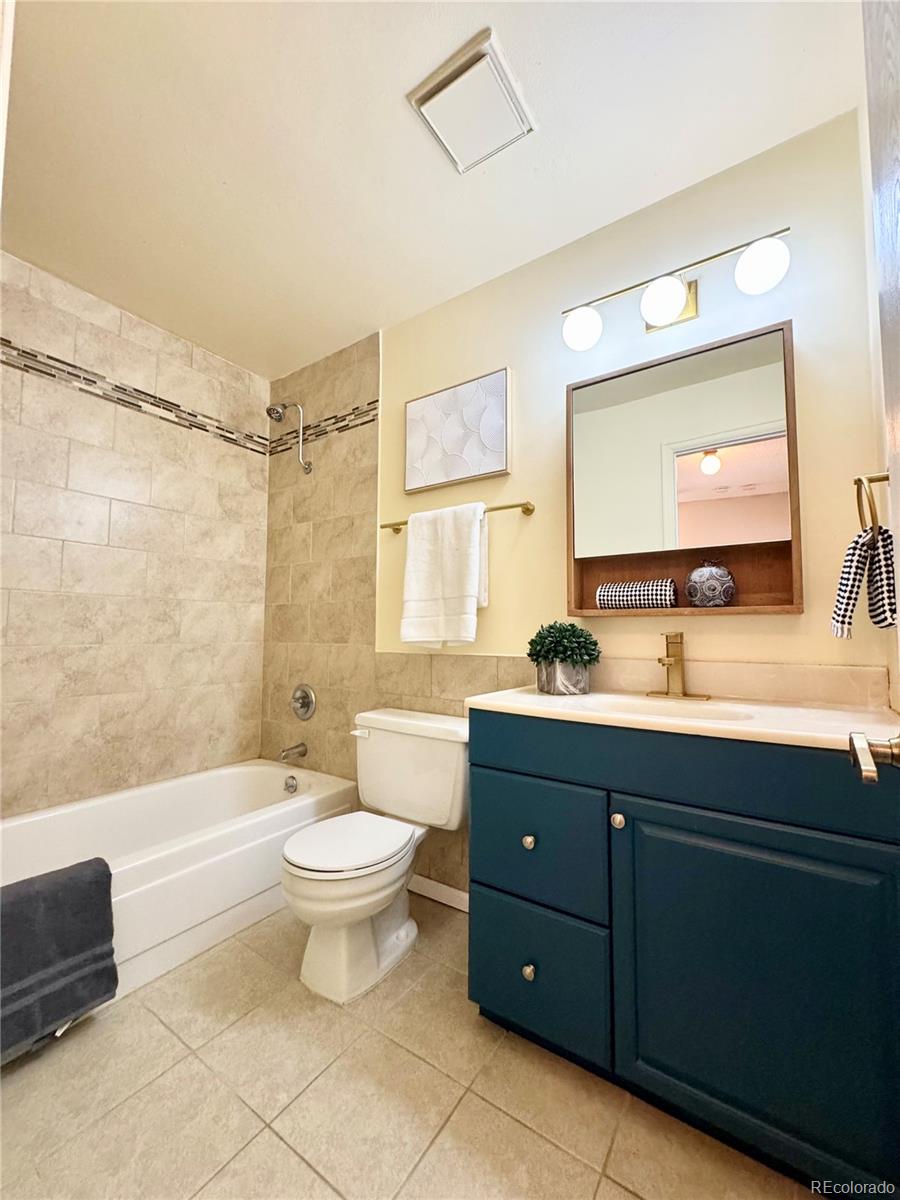 MLS Image #17 for 1531 s owens street,denver, Colorado