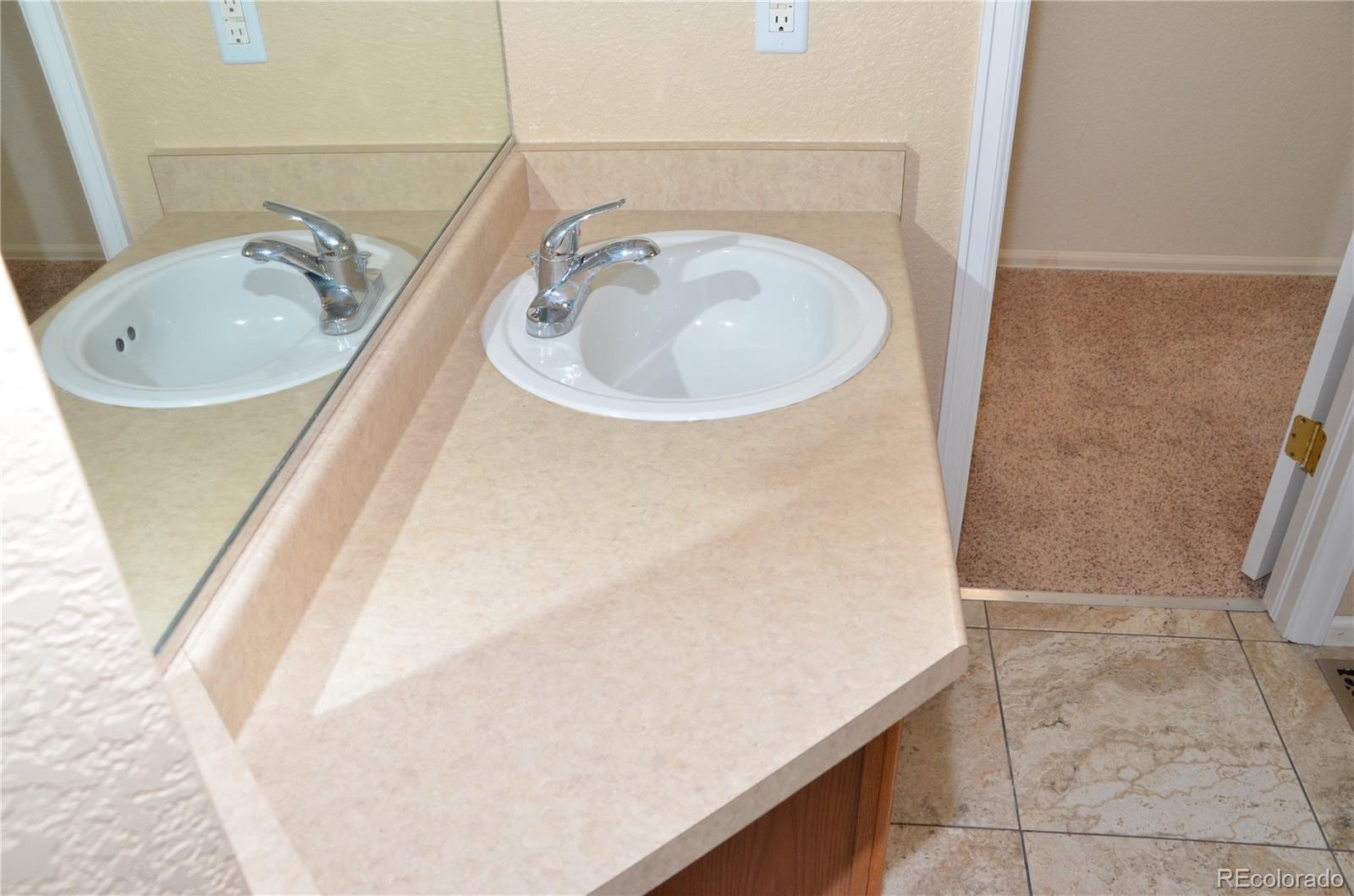 MLS Image #18 for 6123 s quemoy way,aurora, Colorado