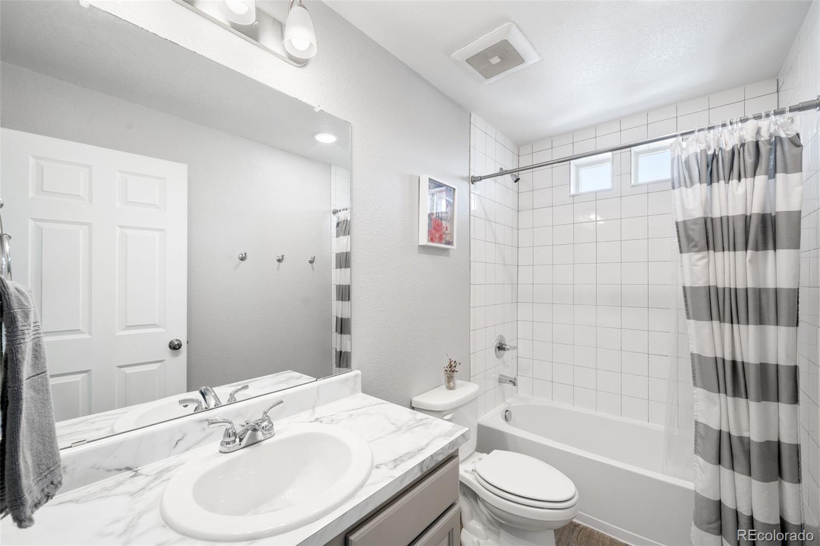 MLS Image #16 for 18143 e 104th way,commerce city, Colorado