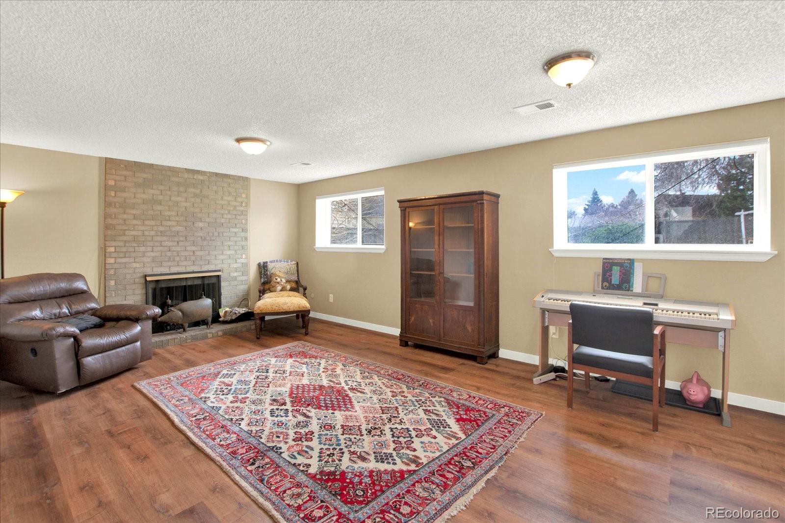 MLS Image #10 for 1565 s helena circle,aurora, Colorado