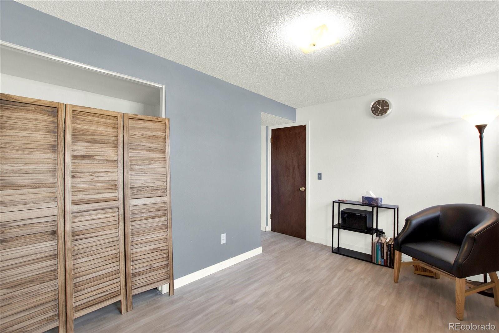 MLS Image #13 for 1565 s helena circle,aurora, Colorado