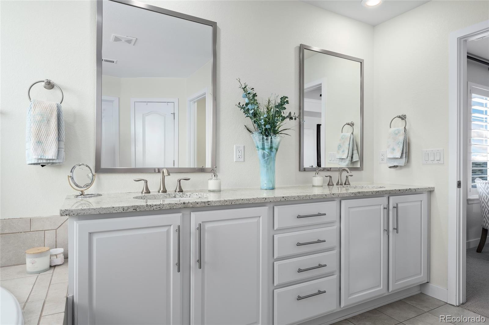 MLS Image #34 for 8075 s vandriver way,aurora, Colorado