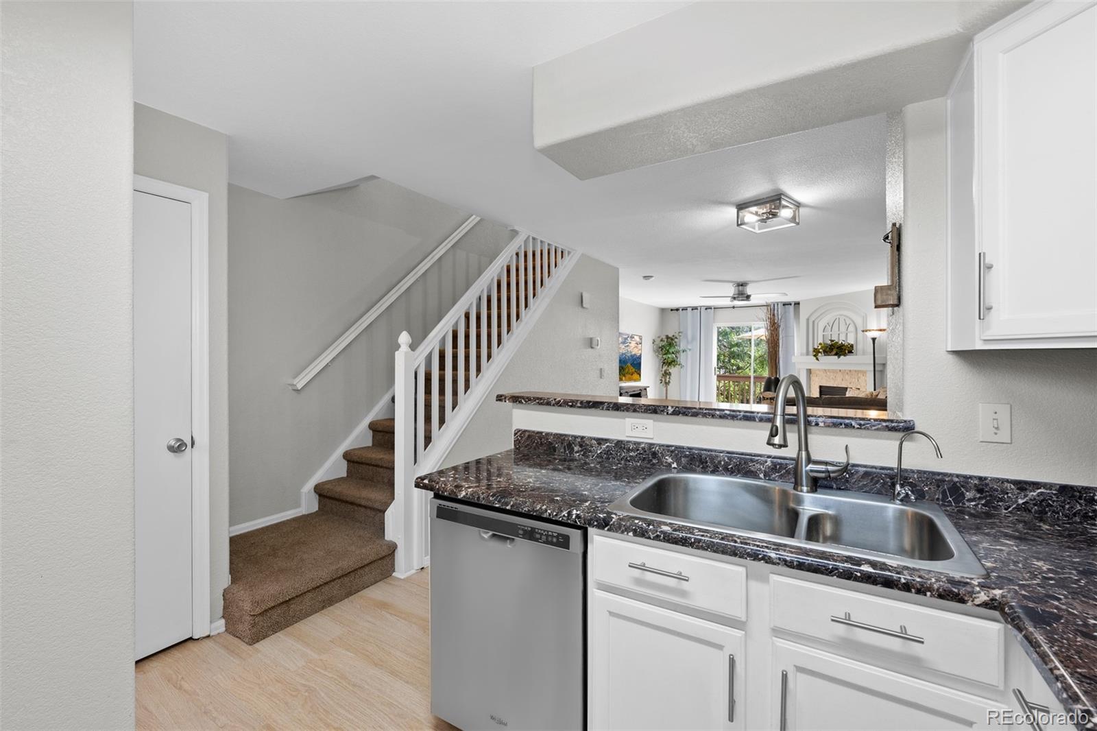 MLS Image #12 for 12036 e hoye drive,aurora, Colorado