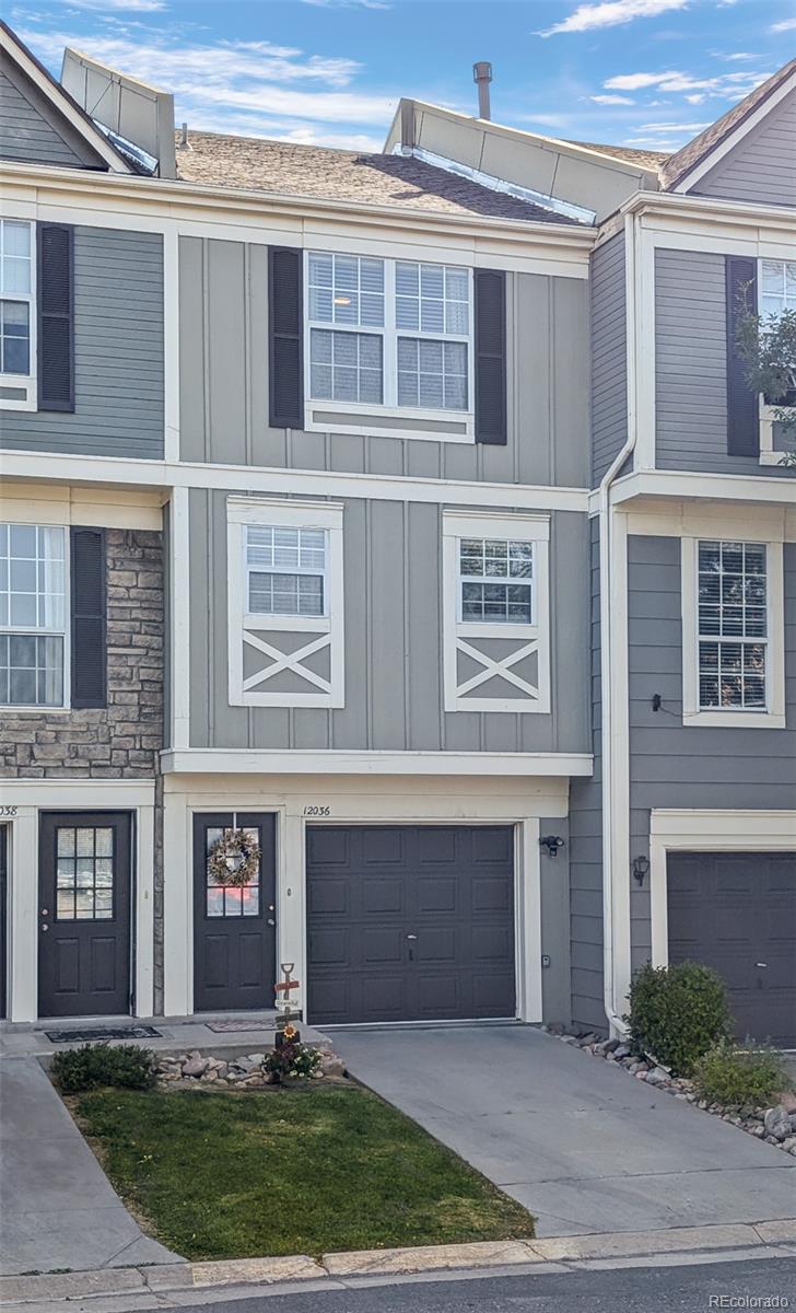 MLS Image #2 for 12036 e hoye drive,aurora, Colorado