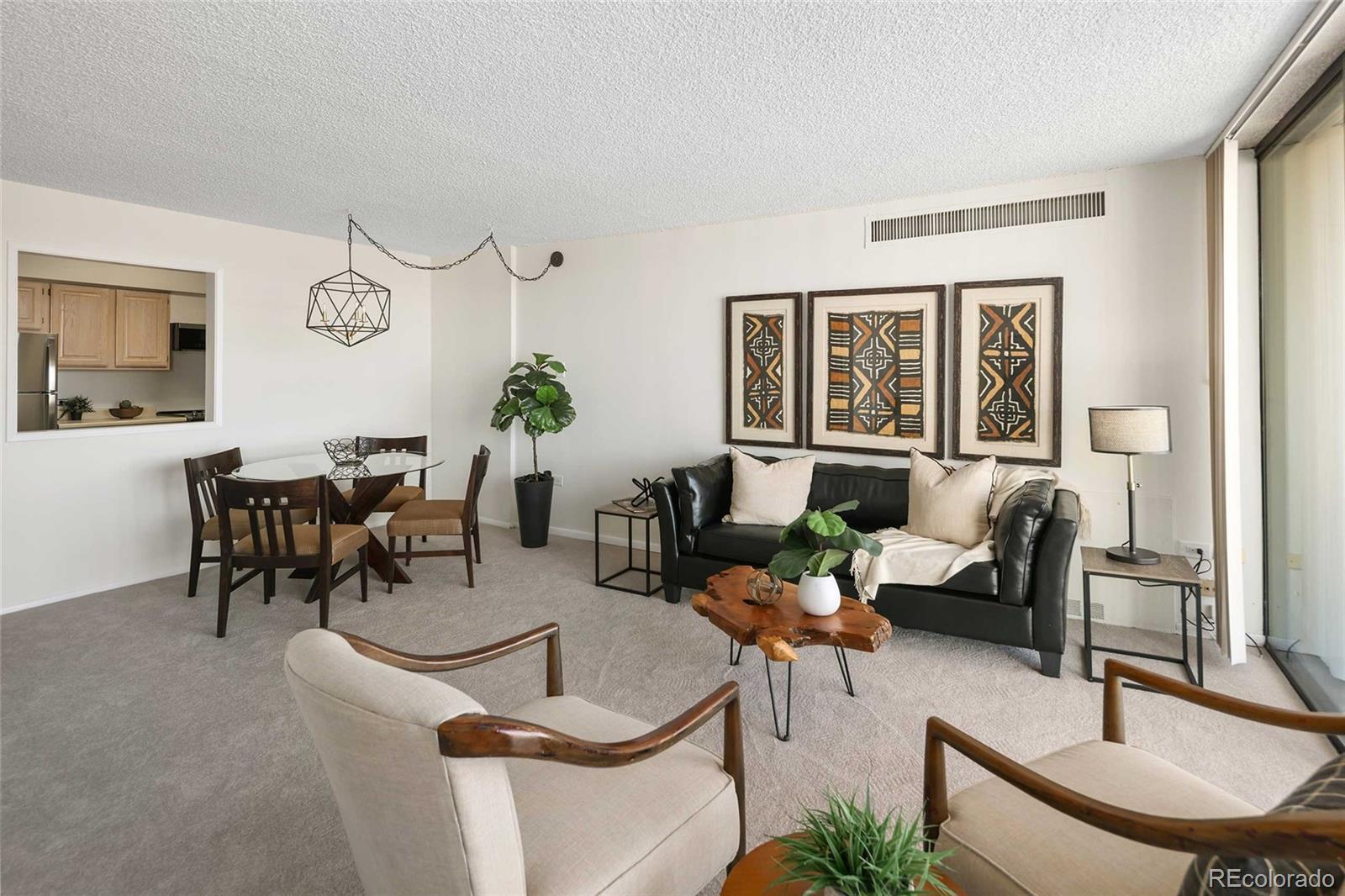 MLS Image #4 for 1020  15th street,denver, Colorado