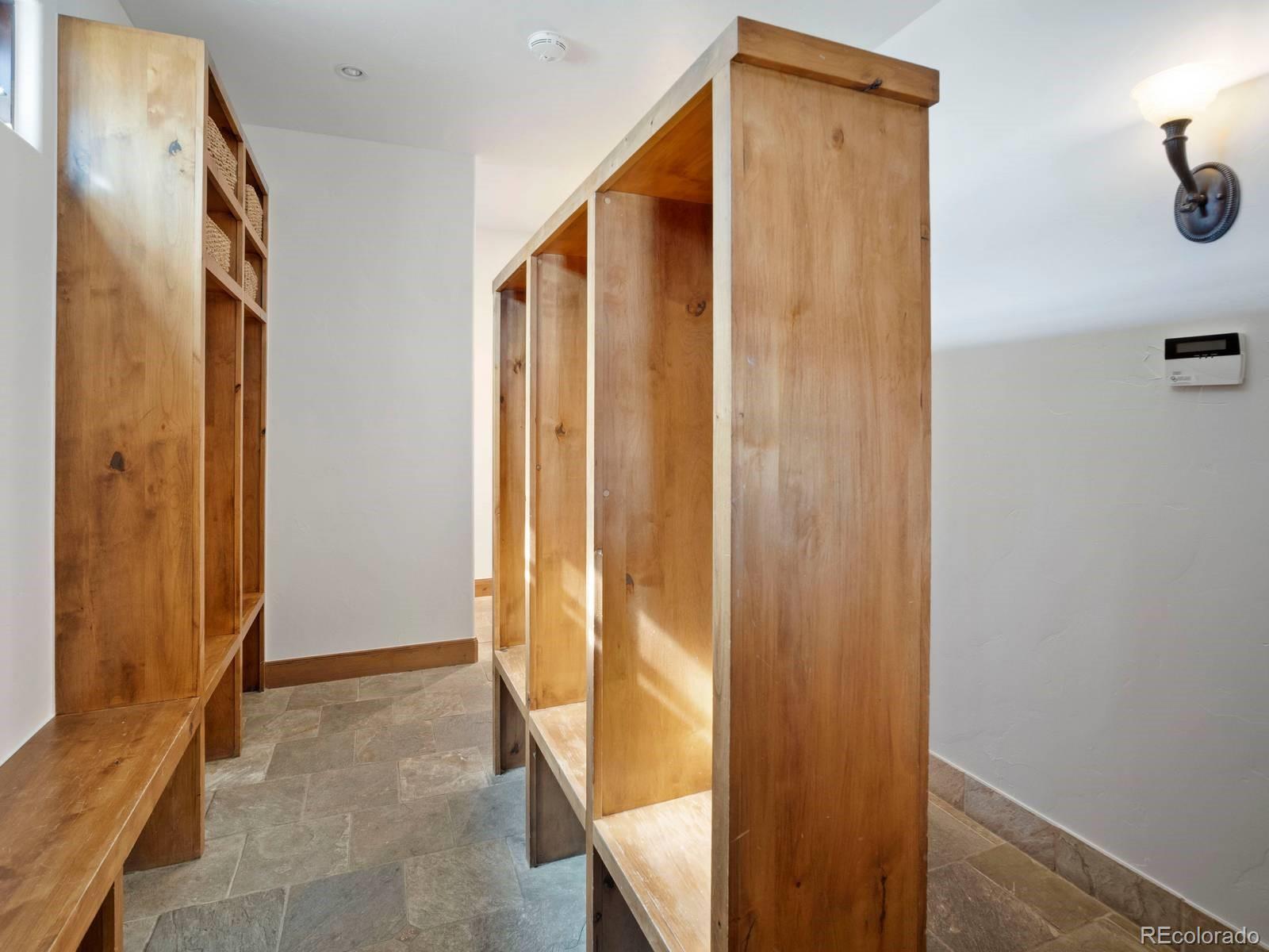 MLS Image #34 for 215  game trail road,silverthorne, Colorado