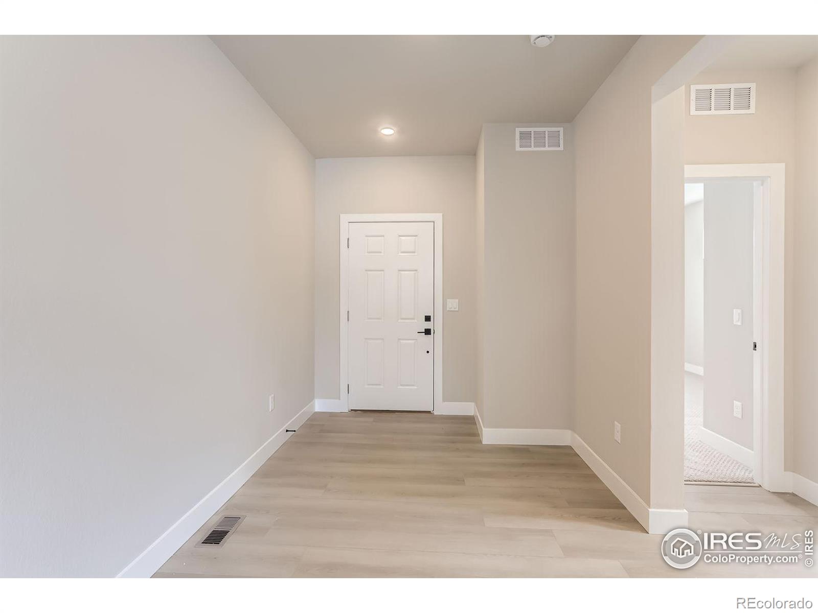 MLS Image #18 for 3013  south flat circle,longmont, Colorado