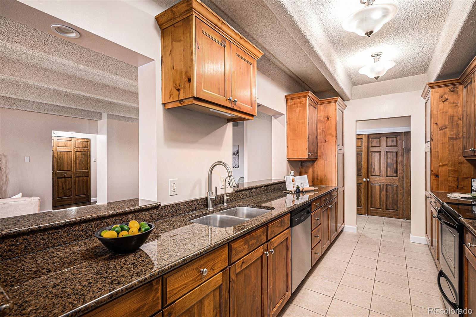 MLS Image #11 for 7865 e mississippi avenue,denver, Colorado