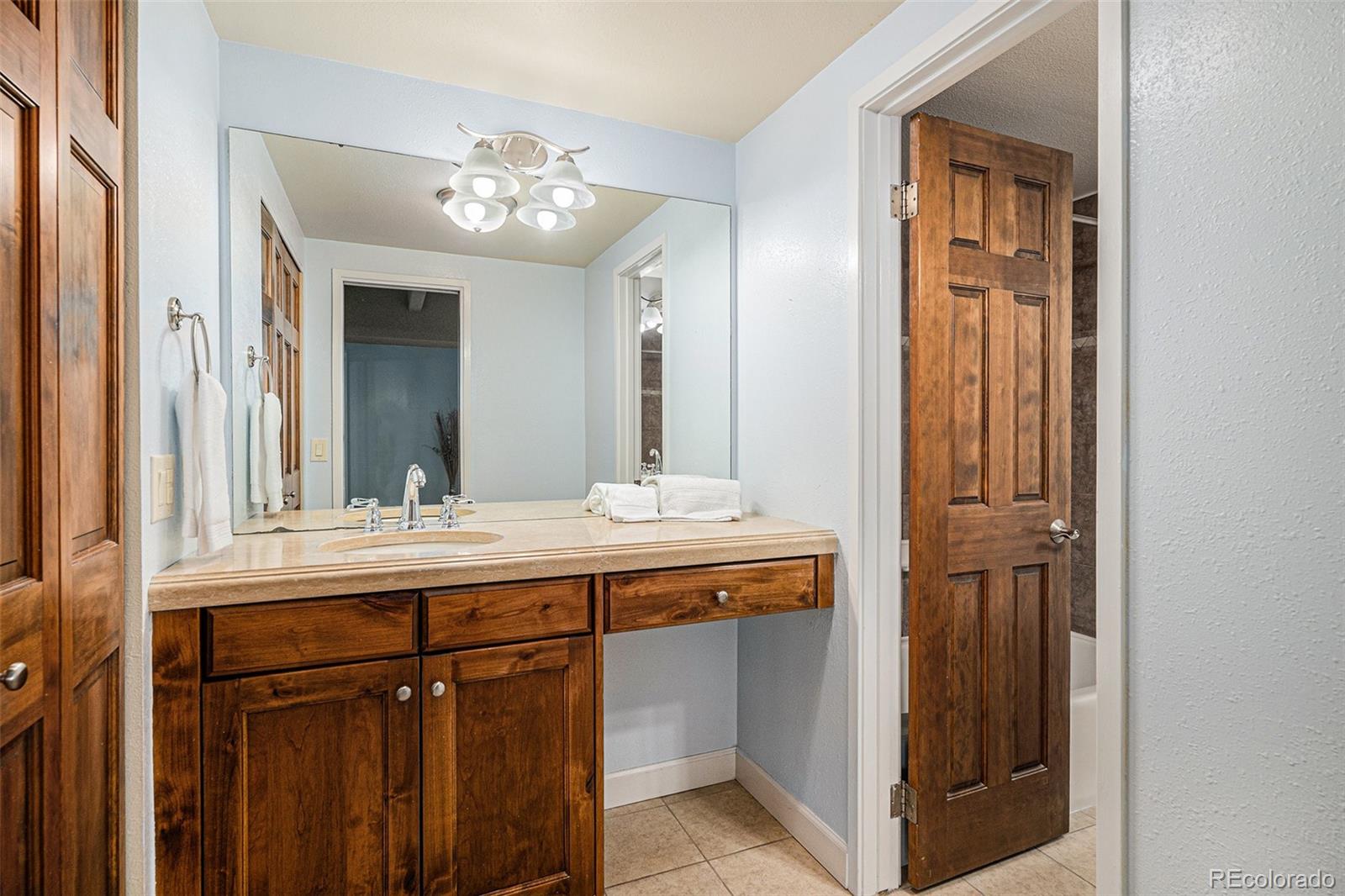 MLS Image #14 for 7865 e mississippi avenue,denver, Colorado