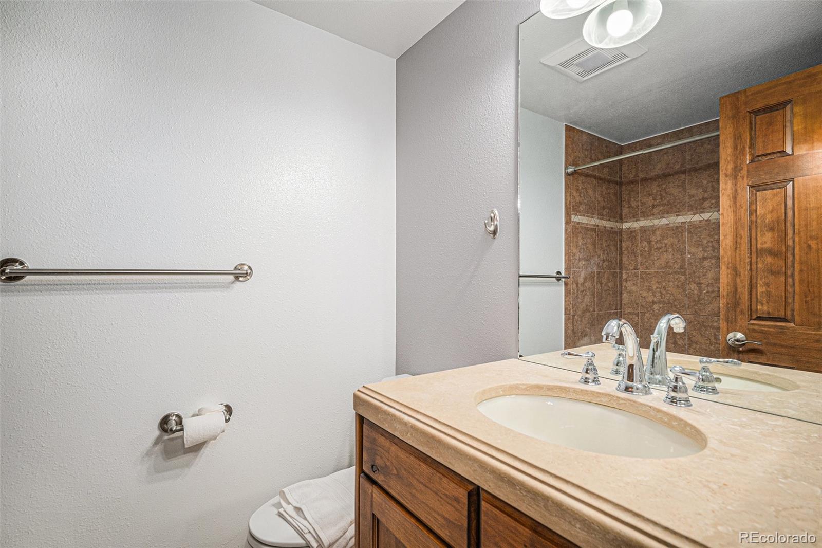 MLS Image #18 for 7865 e mississippi avenue,denver, Colorado