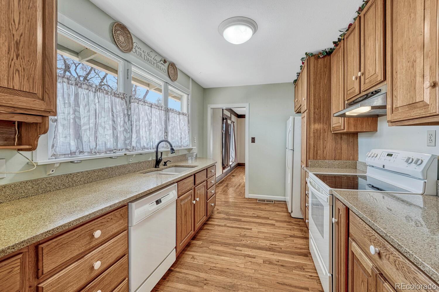MLS Image #11 for 610 e fontanero street,colorado springs, Colorado