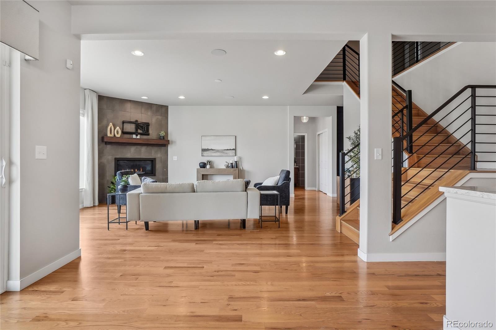 MLS Image #4 for 1118  kelso place,colorado springs, Colorado