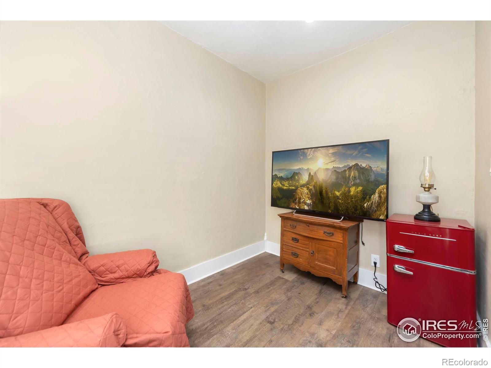 MLS Image #14 for 1204 e 2nd street,loveland, Colorado