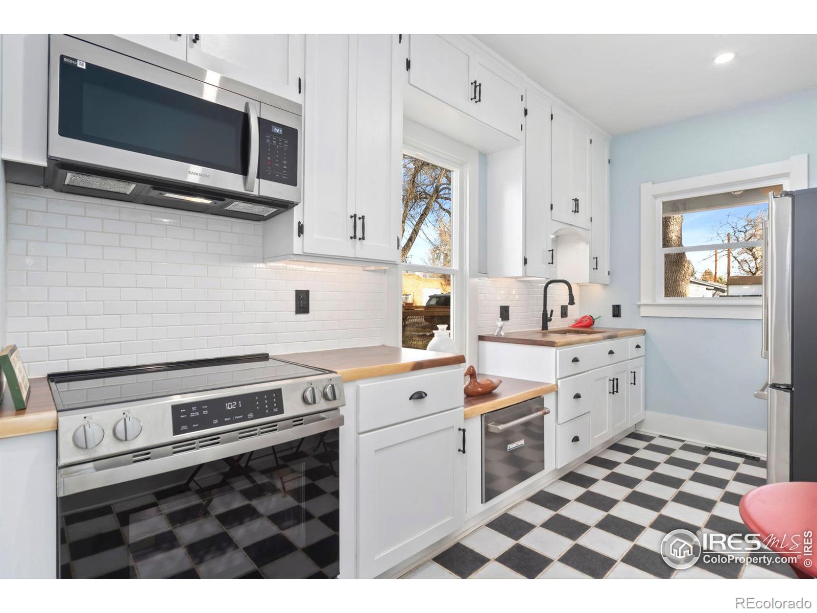 MLS Image #5 for 1204 e 2nd street,loveland, Colorado