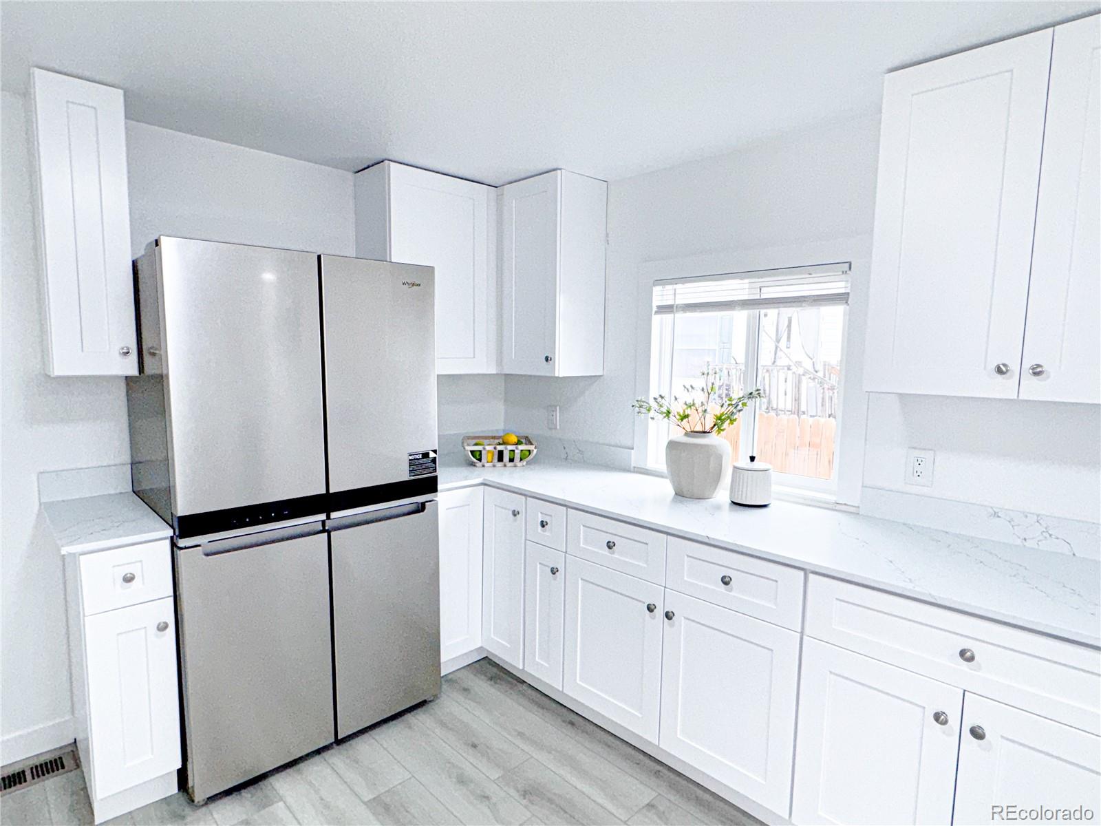 MLS Image #4 for 815  plum avenue,lochbuie, Colorado