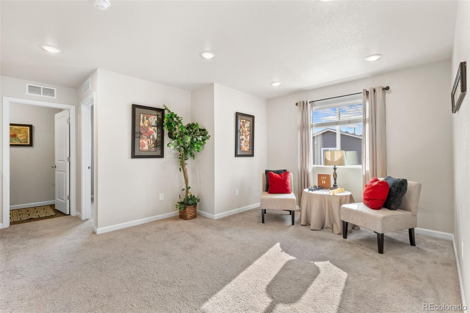 MLS Image #14 for 2405  horse shoe circle,fort lupton, Colorado