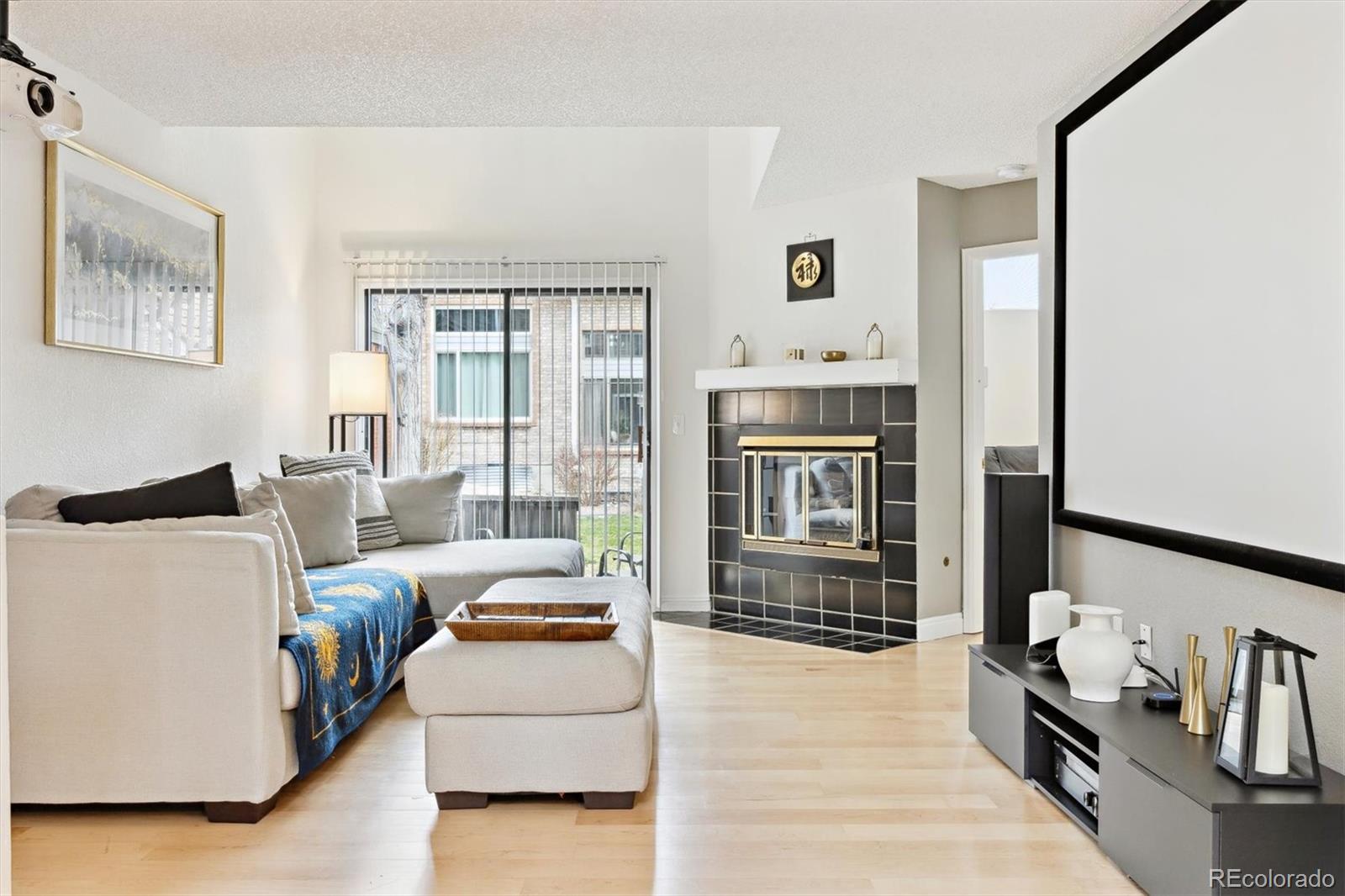MLS Image #3 for 5926 s jellison street b,littleton, Colorado