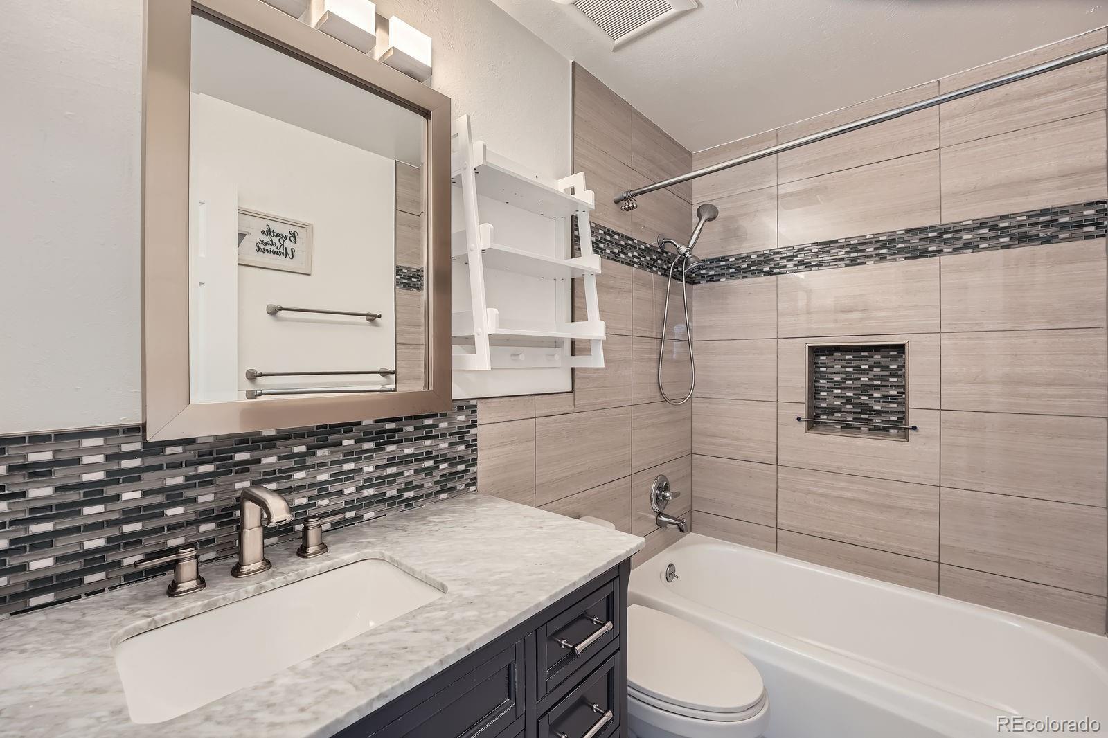 MLS Image #12 for 6083 s dudley way,littleton, Colorado