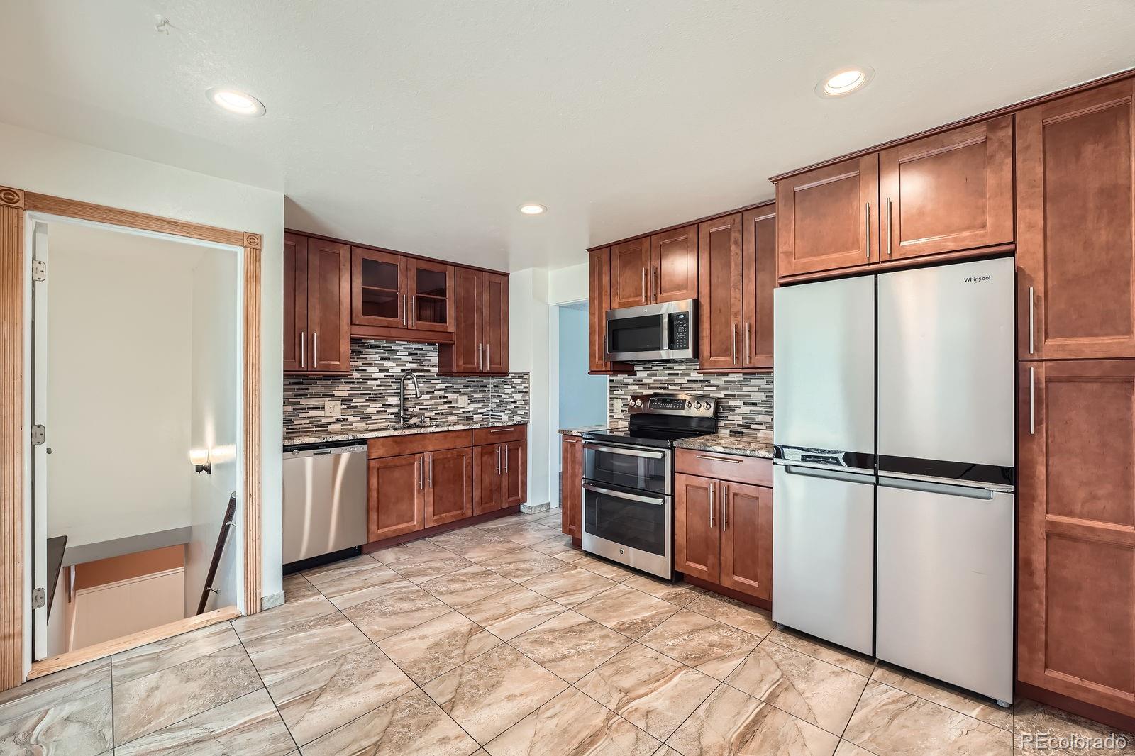 MLS Image #6 for 6083 s dudley way,littleton, Colorado