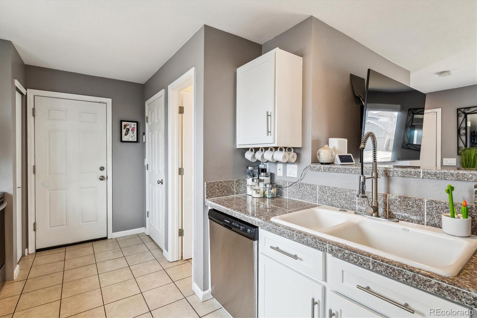MLS Image #13 for 17185 e florida place,aurora, Colorado