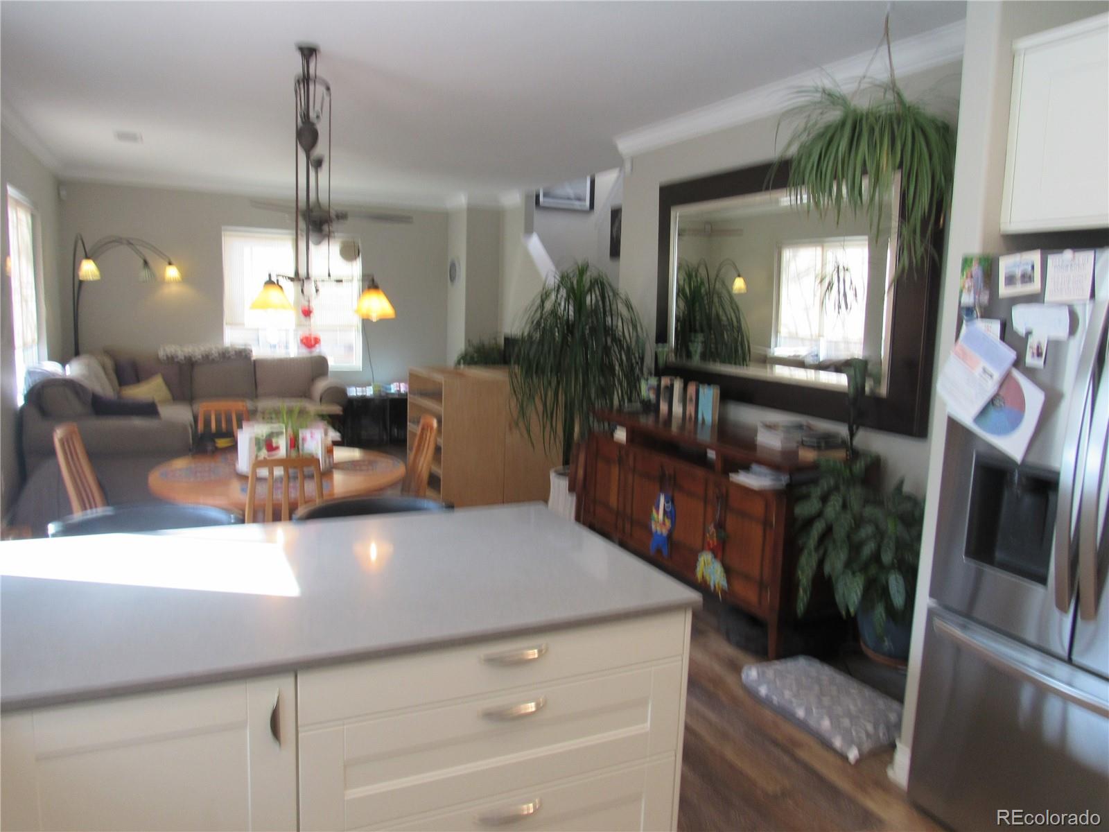 MLS Image #6 for 7456 e 10th avenue,denver, Colorado