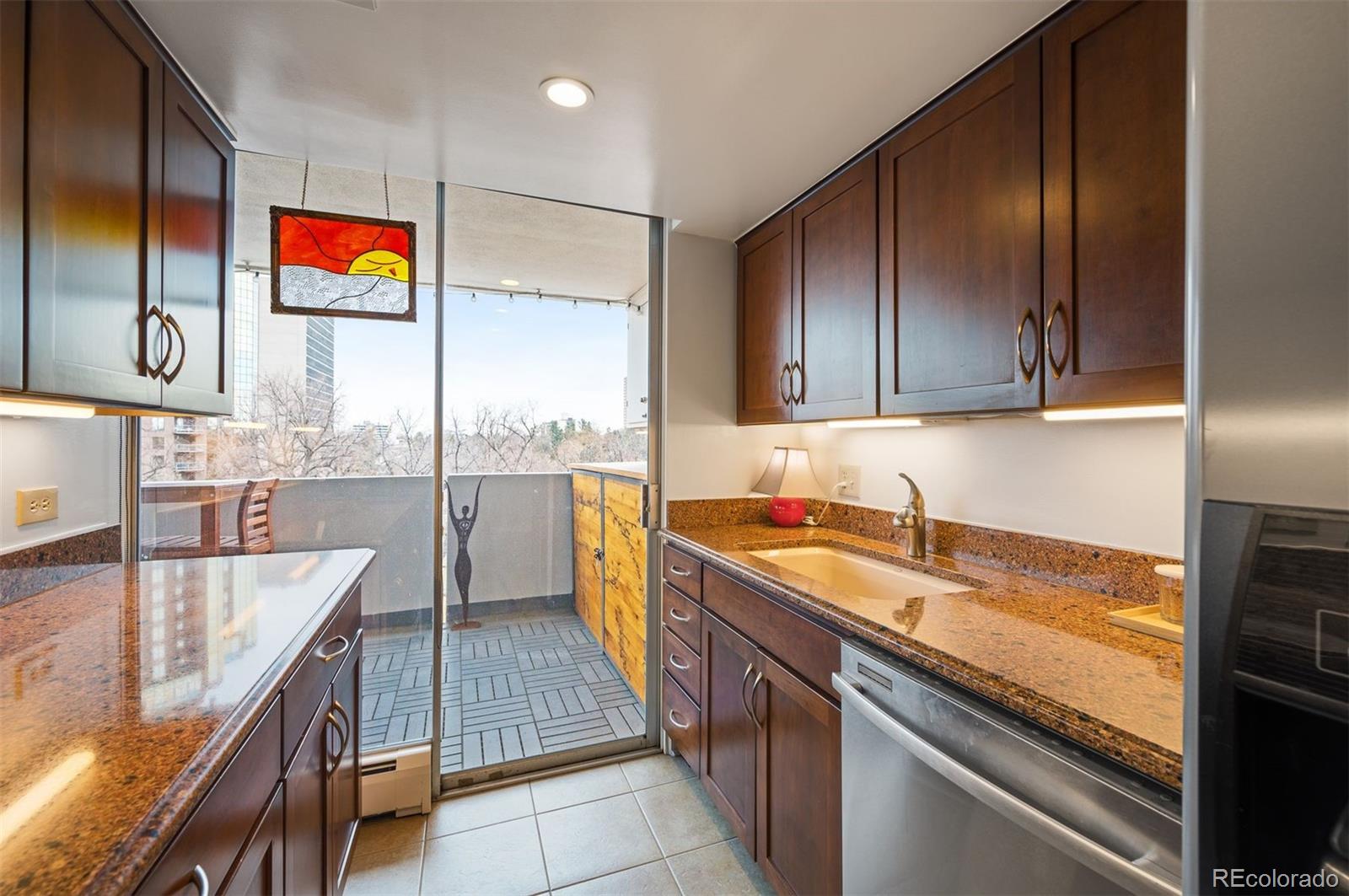 MLS Image #11 for 1250 n humboldt street,denver, Colorado