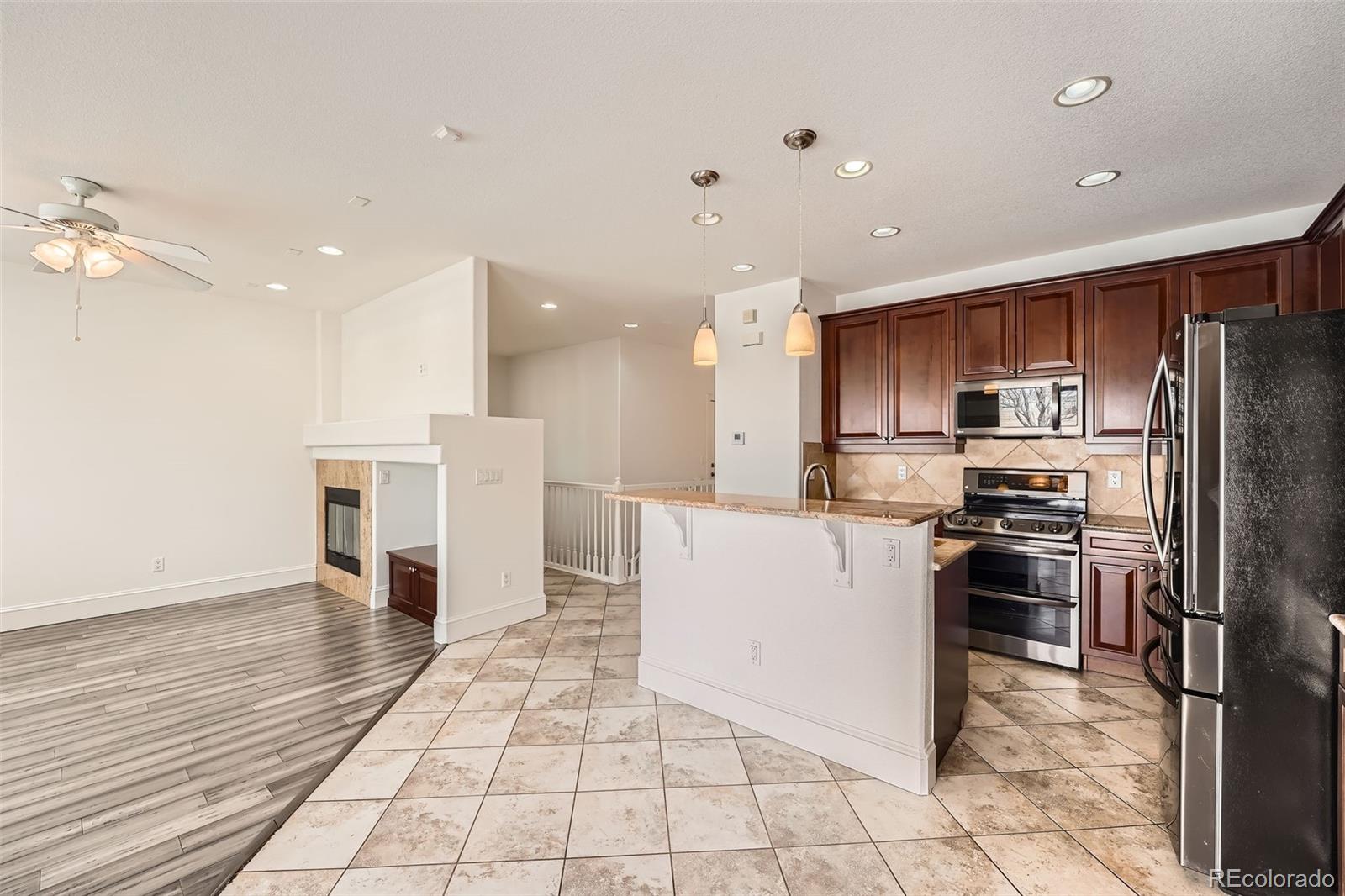 MLS Image #9 for 1260 s duquesne circle,aurora, Colorado