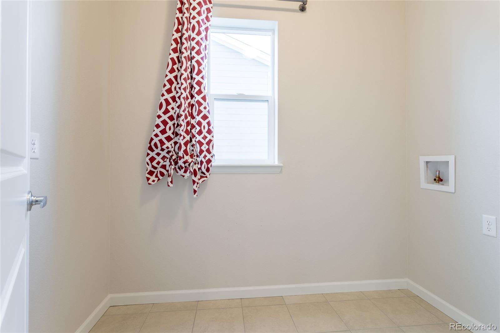 MLS Image #23 for 1135  basalt ridge loop,castle rock, Colorado