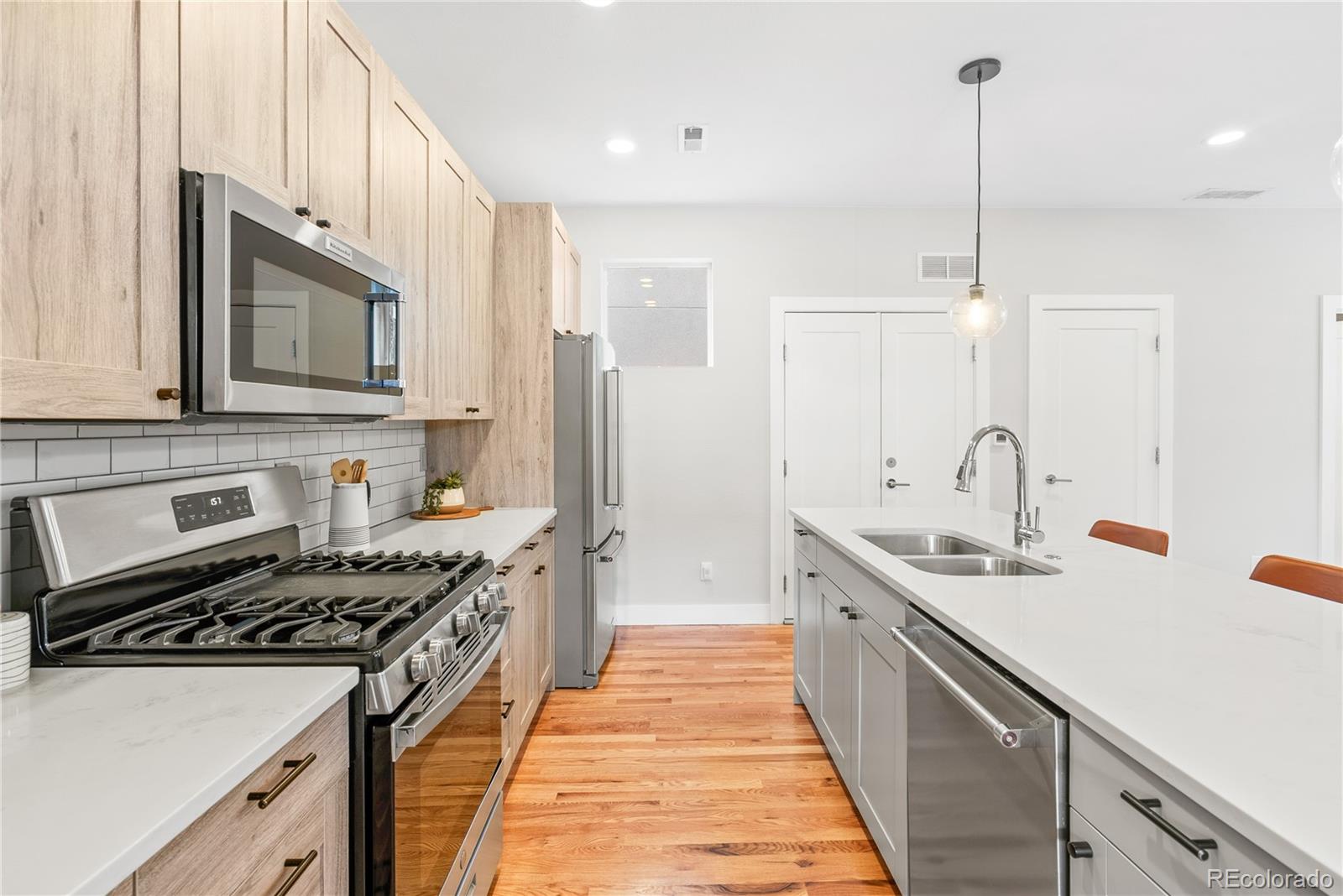 MLS Image #12 for 1733  irving street,denver, Colorado