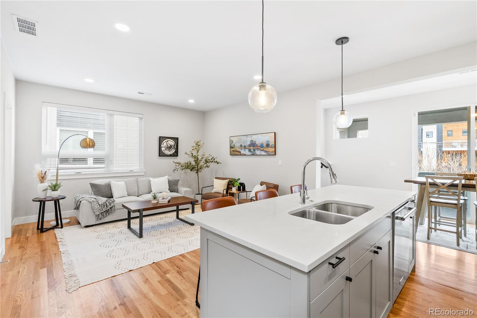 MLS Image #16 for 1733  irving street,denver, Colorado