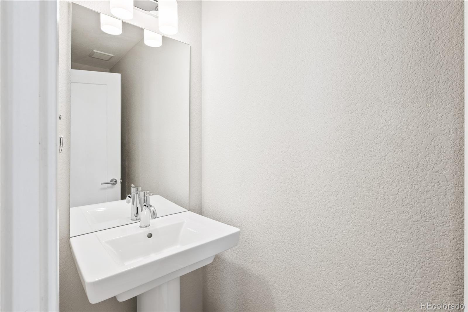 MLS Image #19 for 1733  irving street,denver, Colorado