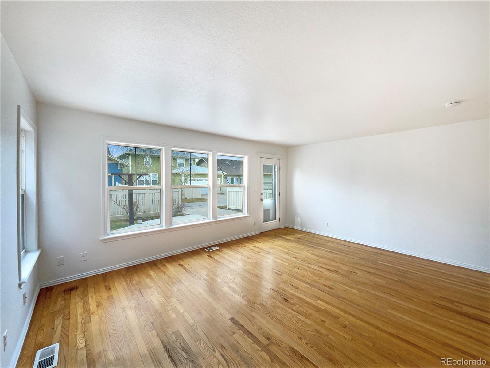 MLS Image #11 for 9486 e 107th avenue,commerce city, Colorado